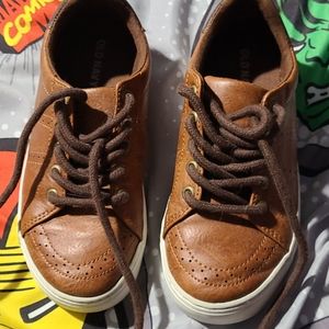 Boys old navy dress sneakers